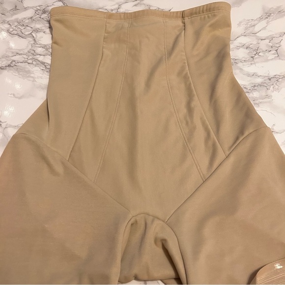 Miraclesuit Extra Firm Control High-Waist Thigh Slimmer Size XL Cream Beige - Picture 6 of 6